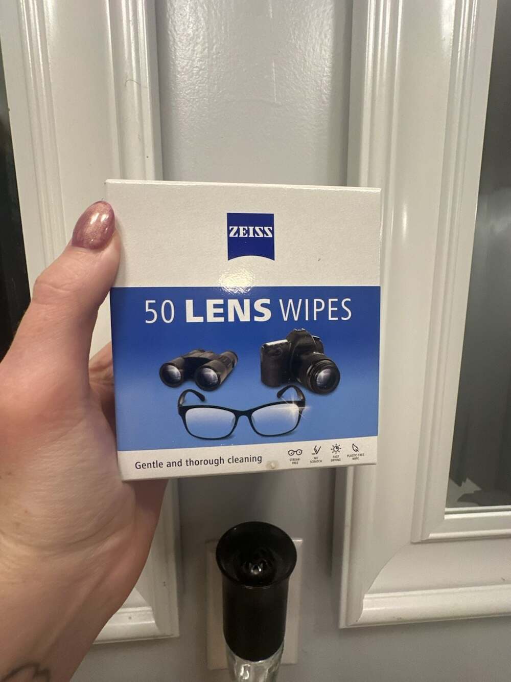 ZEISS Pre-Moistened Gentle and Thorough Lens Cleaning Wipes, 50-Count Box